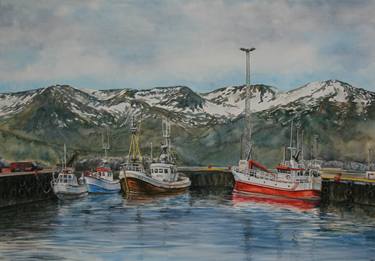 Fishing vessels in harbour thumb