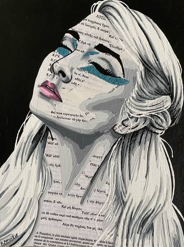 Original Figurative Women Mixed Media by Annabelle Amory
