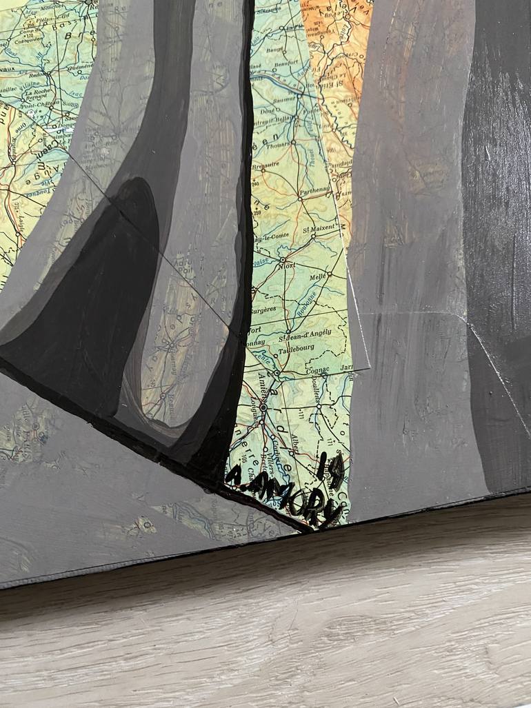 Original Figurative Women Mixed Media by Annabelle Amory