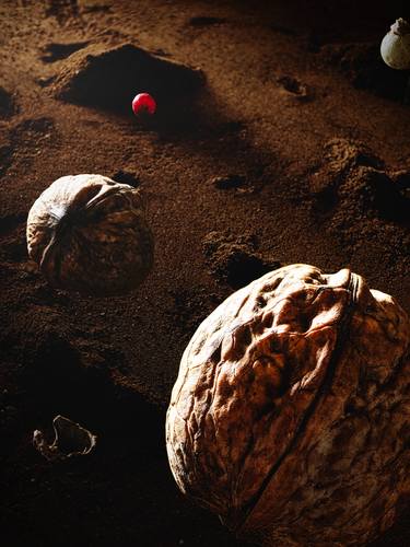 Nuts on Mars thumb