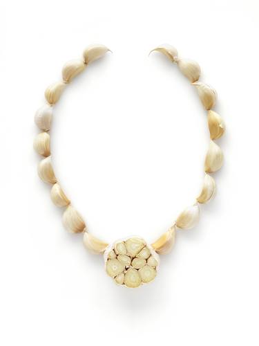 Garlic necklace thumb