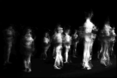Lost in Crowded Movement / 2015 thumb