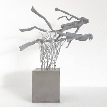 Original Figurative People Sculpture by Jorge Raich