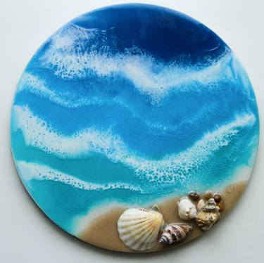 Seashore/ ocean blue wave shells tide small round thumb