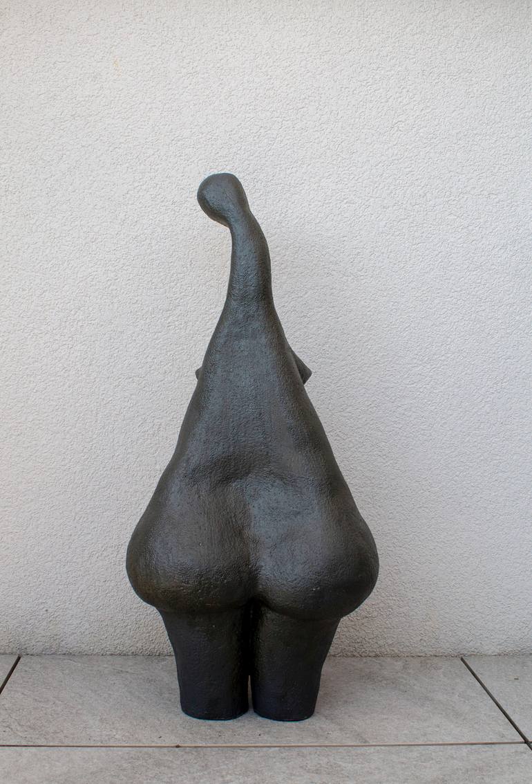 Original Figurative Women Sculpture by Oksana Chumakova