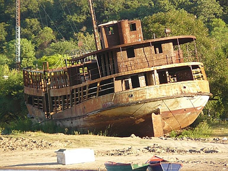 Original Figurative Boat Drawing by Chelo Leyría