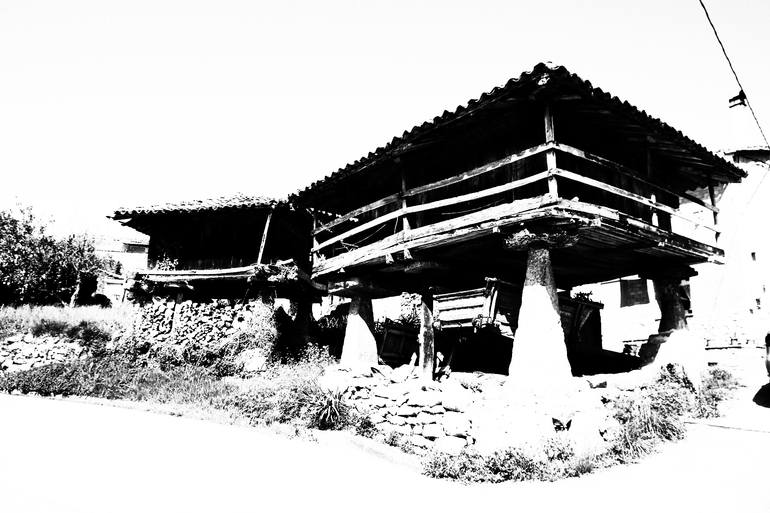 Original Documentary Outer Space Drawing by Chelo Leyría