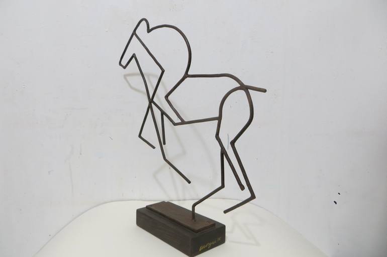 Original Figurative Animal Sculpture by Giovanni Morgese