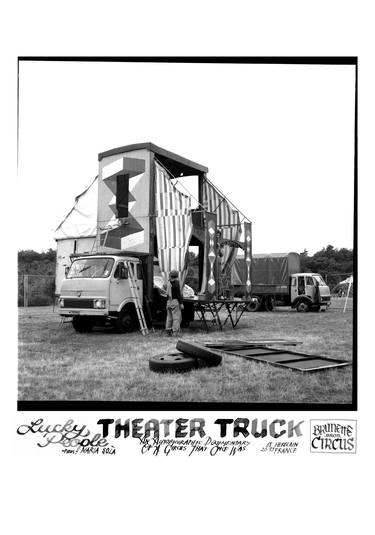 THEATER TRUCK_Lucky People thumb