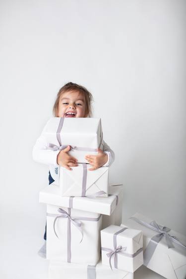 Young girl with wrapped gifts - Limited Edition of 100 thumb