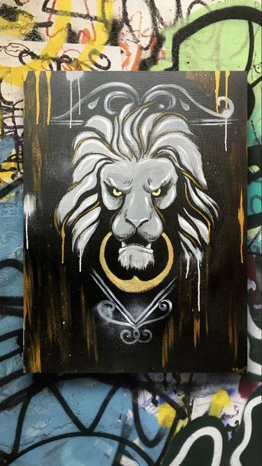 Black and gold lion painting thumb
