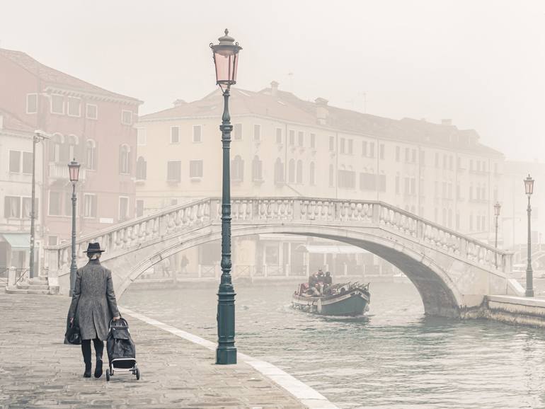 Original Cities Photography by Fabio Accorra | Documentary Art on Paper | Venice, The colors of silence