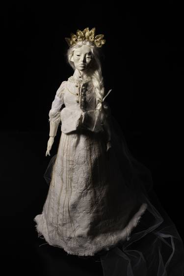 Print of Figurative Women Sculpture by Romi Lindenberg