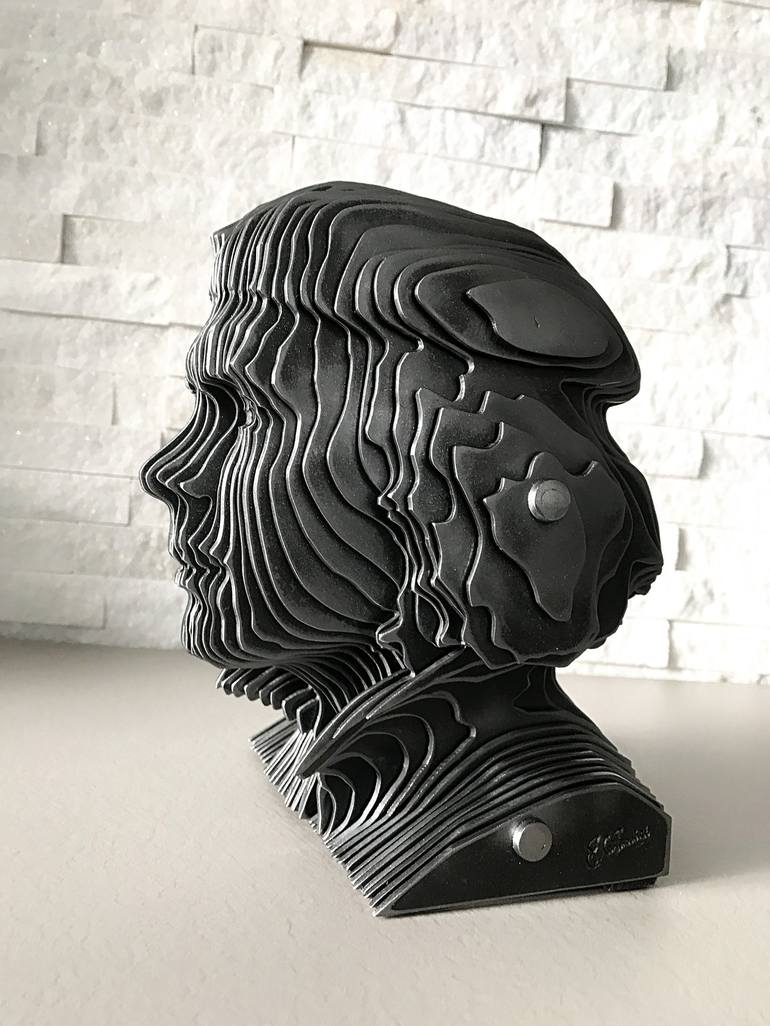 Original Figurative People Sculpture by Castrovinci Filippo Pietro