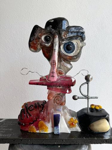 Original Surrealism People Sculpture by MANOS EscultorMex