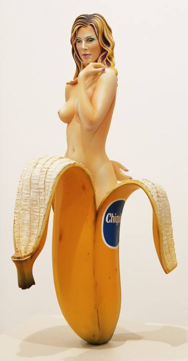 Original Pop Art Nude Sculpture by Galerie Laurent Strouk