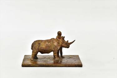 Original Figurative Animal Sculpture by Heinrich Filter