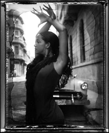 Original Women Photography by Guillaume GIRARDOT