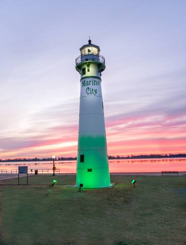 Marine City Sunrise thumb