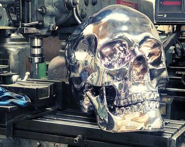 Silver Chrome Human Life Size Skull thumb