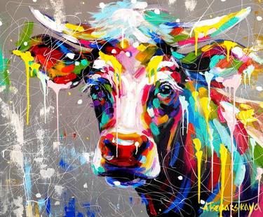 Colorful cow portrait thumb