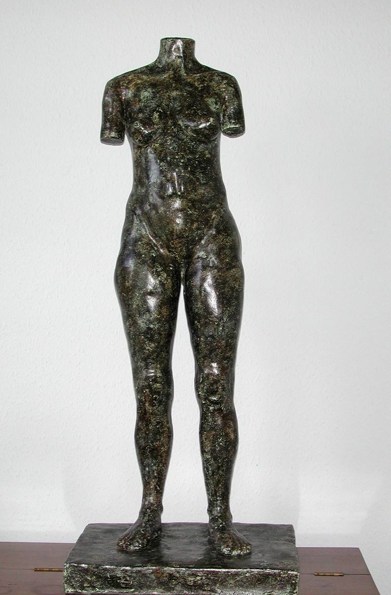 Standing female, Ditte - Print