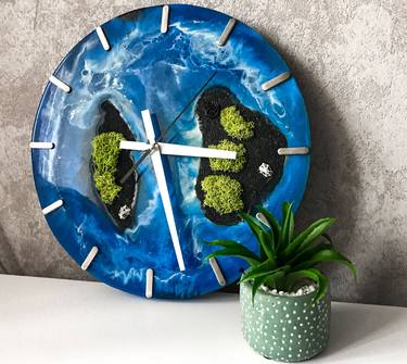 Epoxy Resin Wall Clock «Paradise islands III» thumb