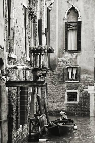 Beautiful Venezia - Among the Canals thumb