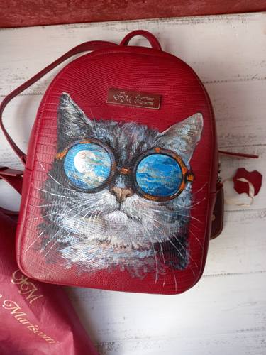 painting a backpack