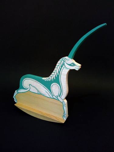 Water unicorn thumb