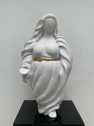 WHITE OUR LADY thumb