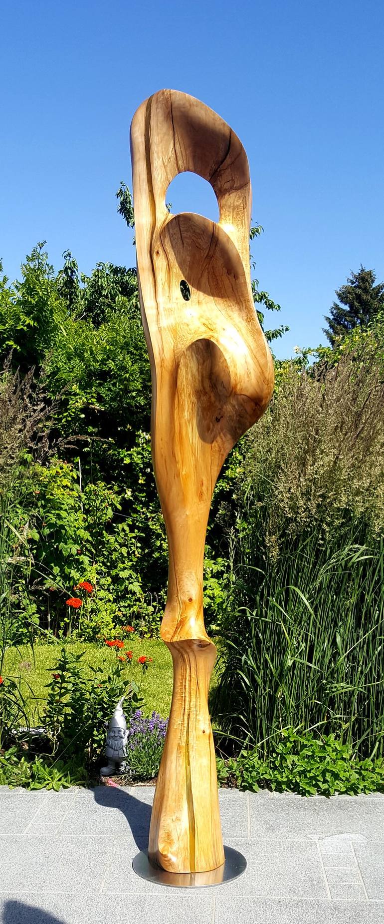 Original Figurative Abstract Sculpture by Hans-Juergen Gorenflo