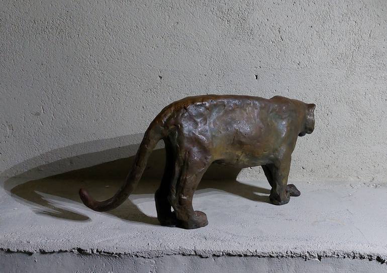 Original Figurative Animal Sculpture by Andrei Dolidze