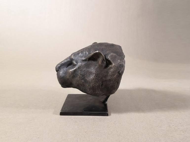 Original Figurative Animal Sculpture by Andrei Dolidze