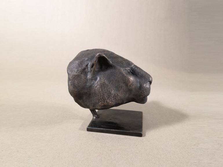 Original Figurative Animal Sculpture by Andrei Dolidze
