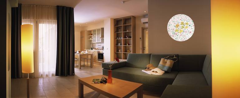 Original Fine Art Floral Painting by Vera Polyachenko