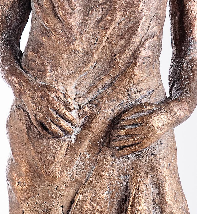 Original Figurative Women Sculpture by Annalisa Tescariappuhn