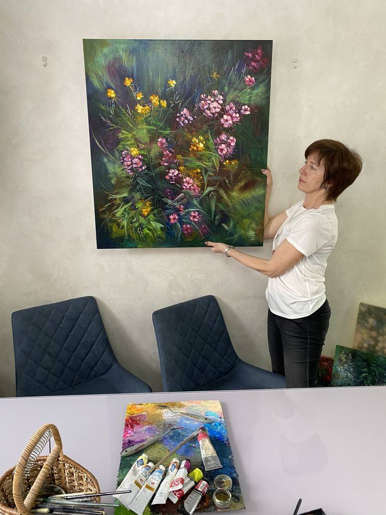 Original Floral Painting by Larisa Batenkova