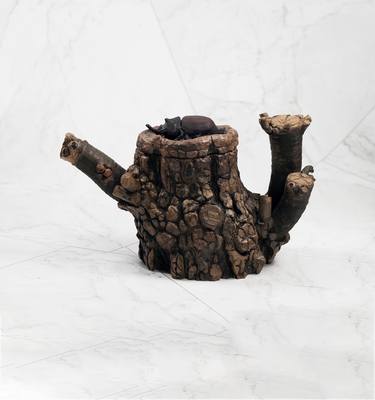 Elegance's Strength Camphor Tree Section Handmade Teapot thumb