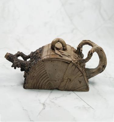 Fan-shaped Three Friends Handmade Teapot thumb