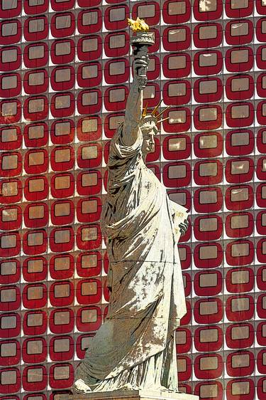 The Parisian Statue of Liberty - Limited signed edition of 10 thumb