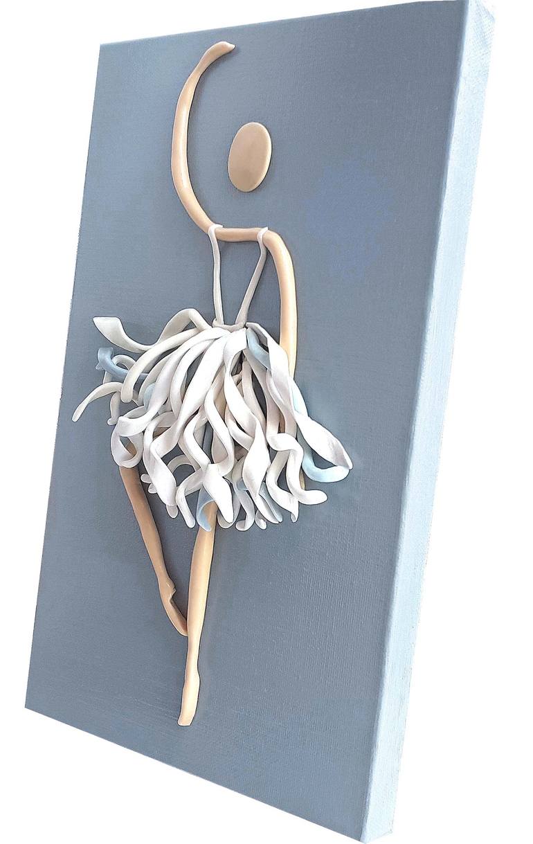 Original Abstract Pop Culture/Celebrity Sculpture by Tetiana Tiutiunnyk