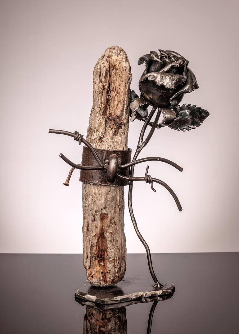 Original Figurative Floral Sculpture by Rumen Georgiev