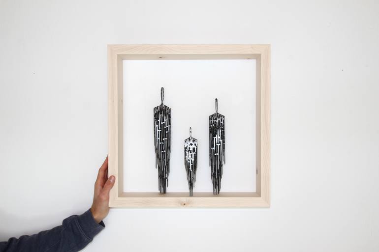 Original Figurative People Sculpture by Manfred Hellweger