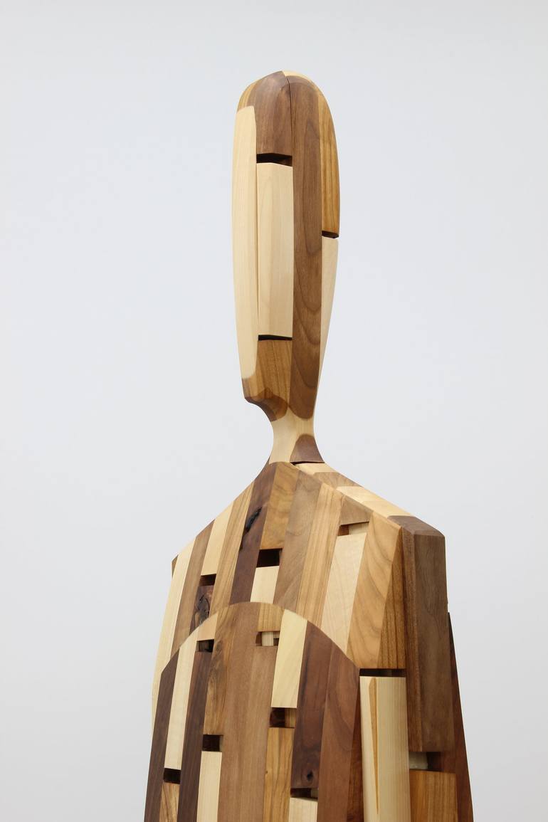 Original Figurative People Sculpture by Manfred Hellweger