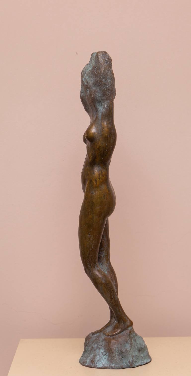 Original Figurative Women Sculpture by Sasun Margaryan