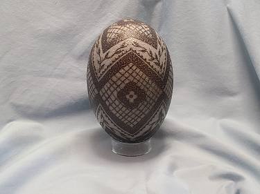 Pysanky Style Etched Emu Egg 1 thumb