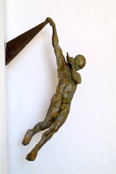 Original Figurative Men Sculpture by Robert Ash