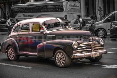 American Taxi Car Classic 3/5' by Charlie Farigola.  Size 45x30cm thumb