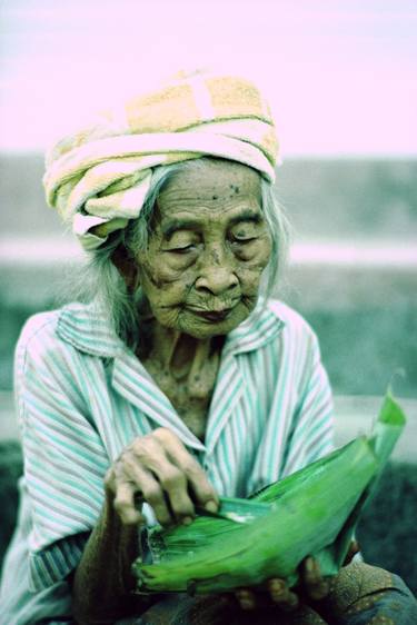 Balinese elder thumb